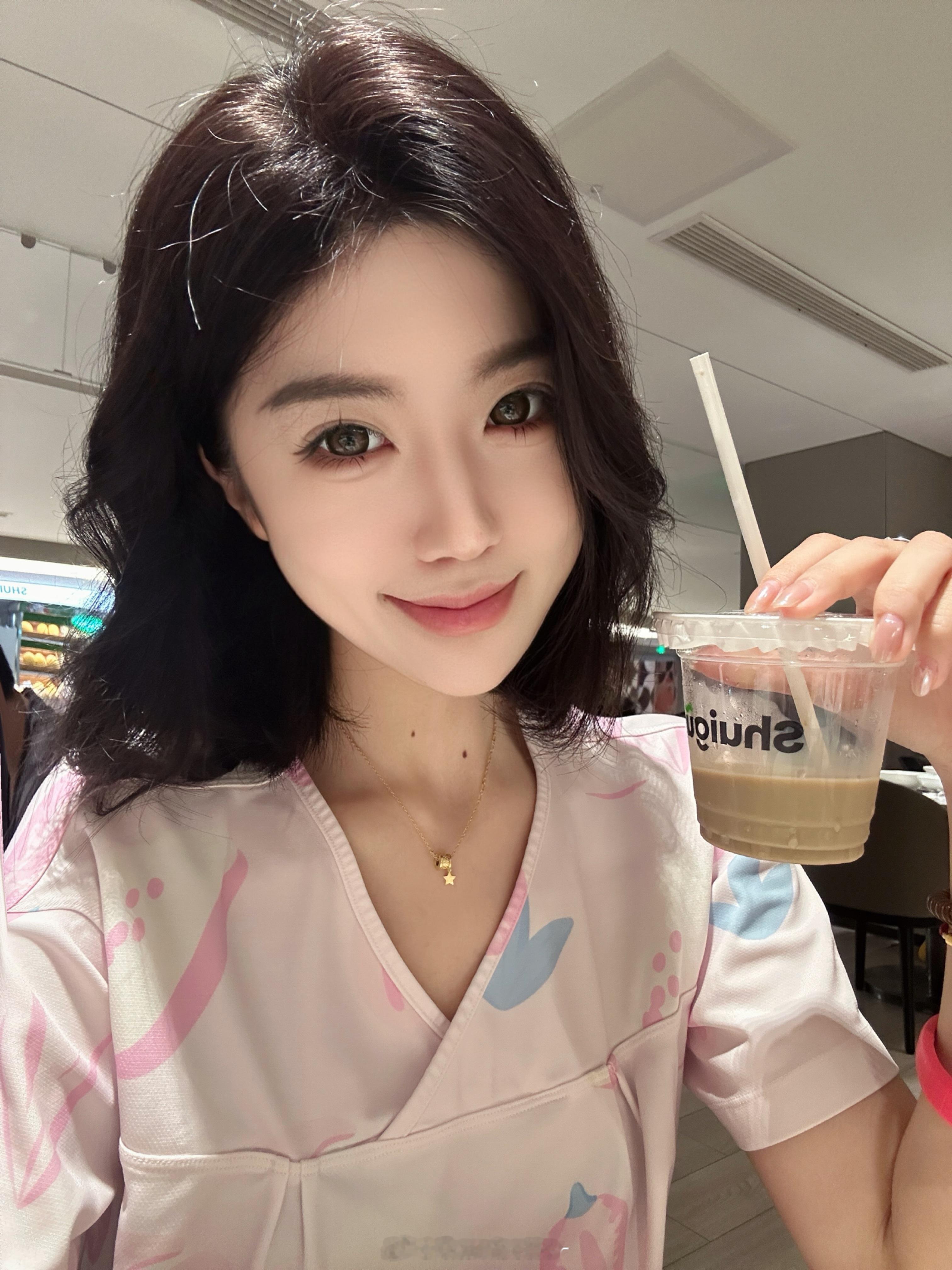 存一些美美自拍​​​