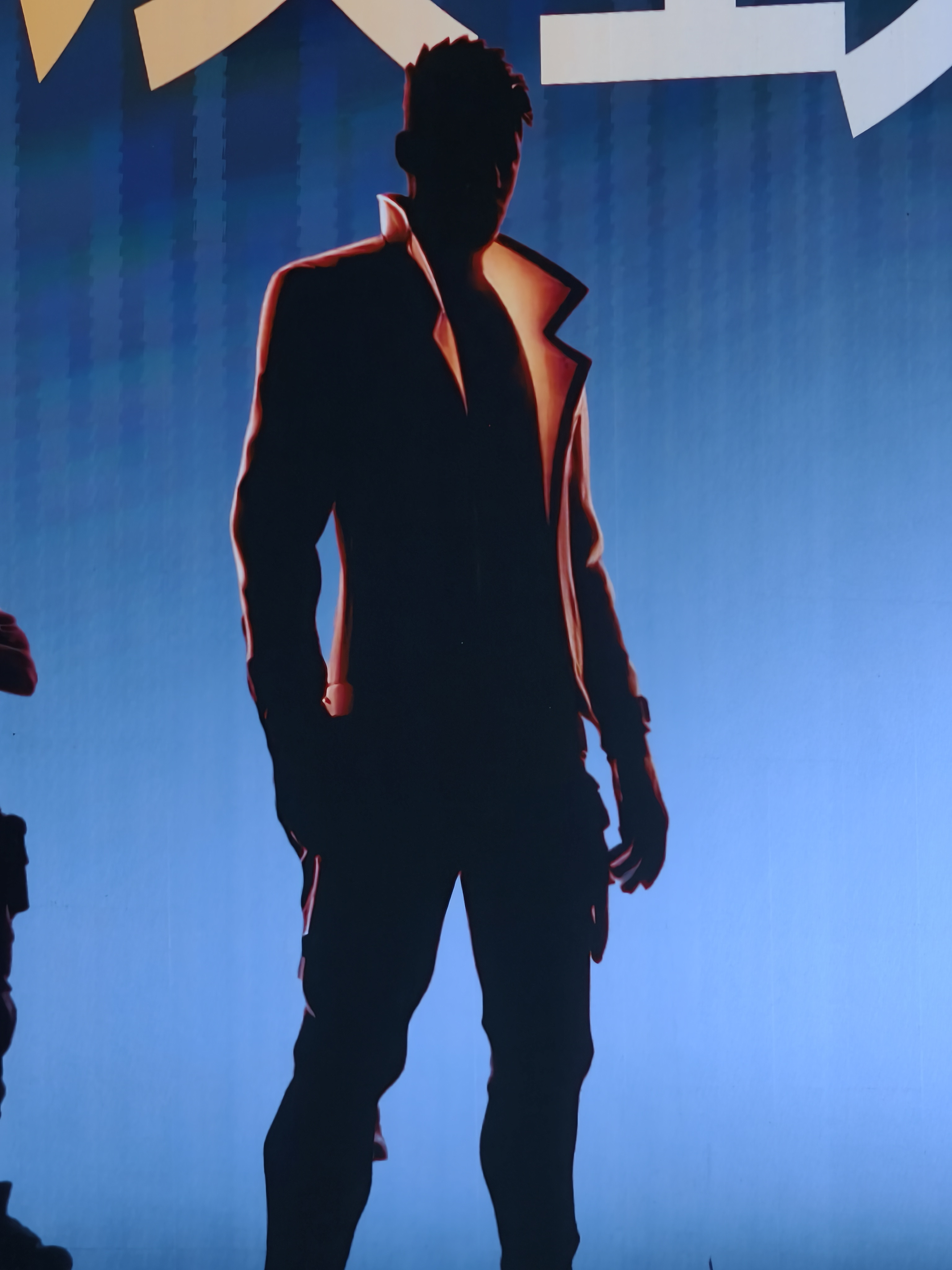 iQOO15UltraPPT谁做的，太会了！！是无畏契约的角色背景！！不死鸟！