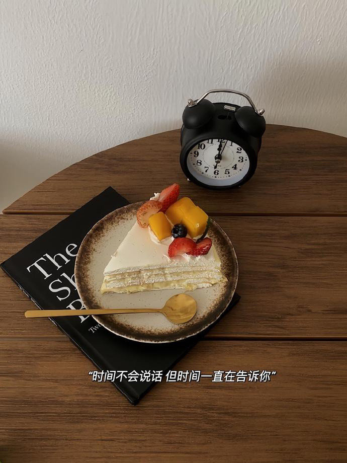 𝕊𝕒𝕪ℍ𝕚“释怀吧，总有人相识又归零。”​​​