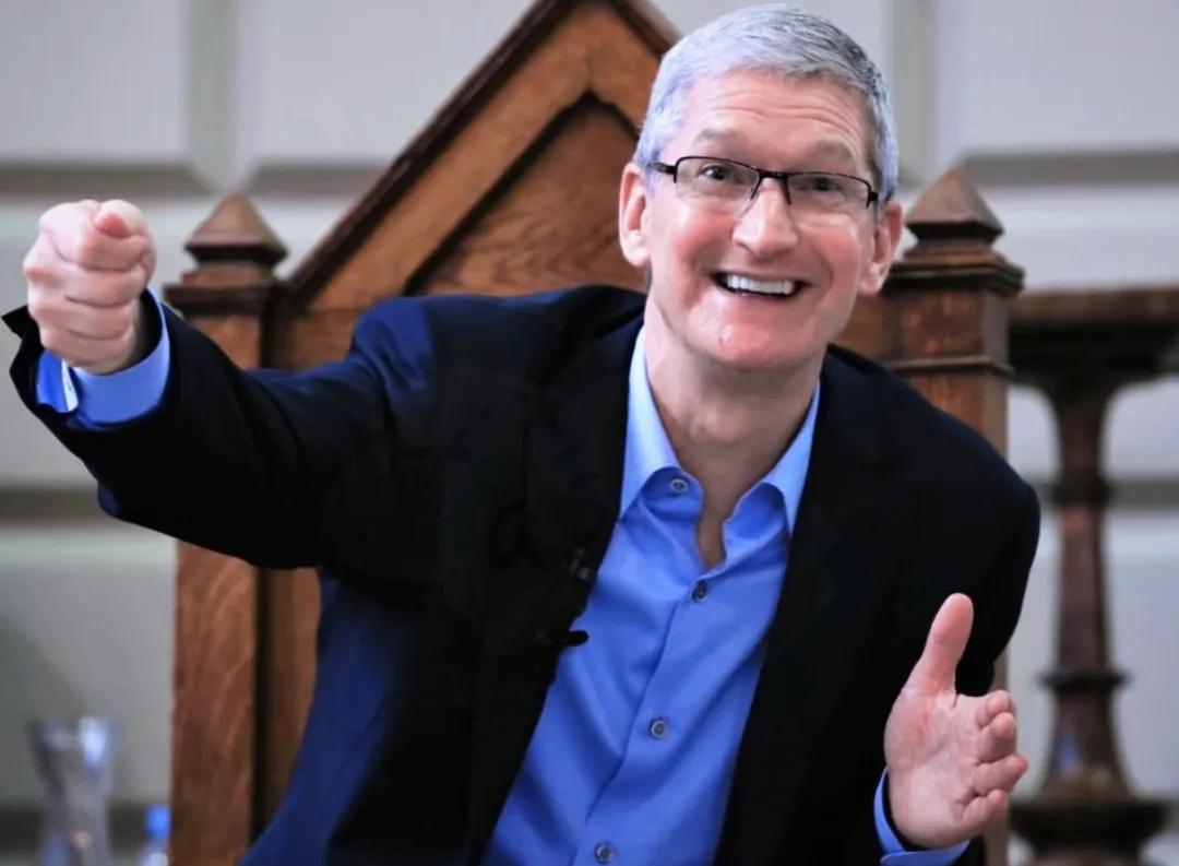 库克这次可算把老美的遮羞布给扯透了。他直接摊牌，说死磕东