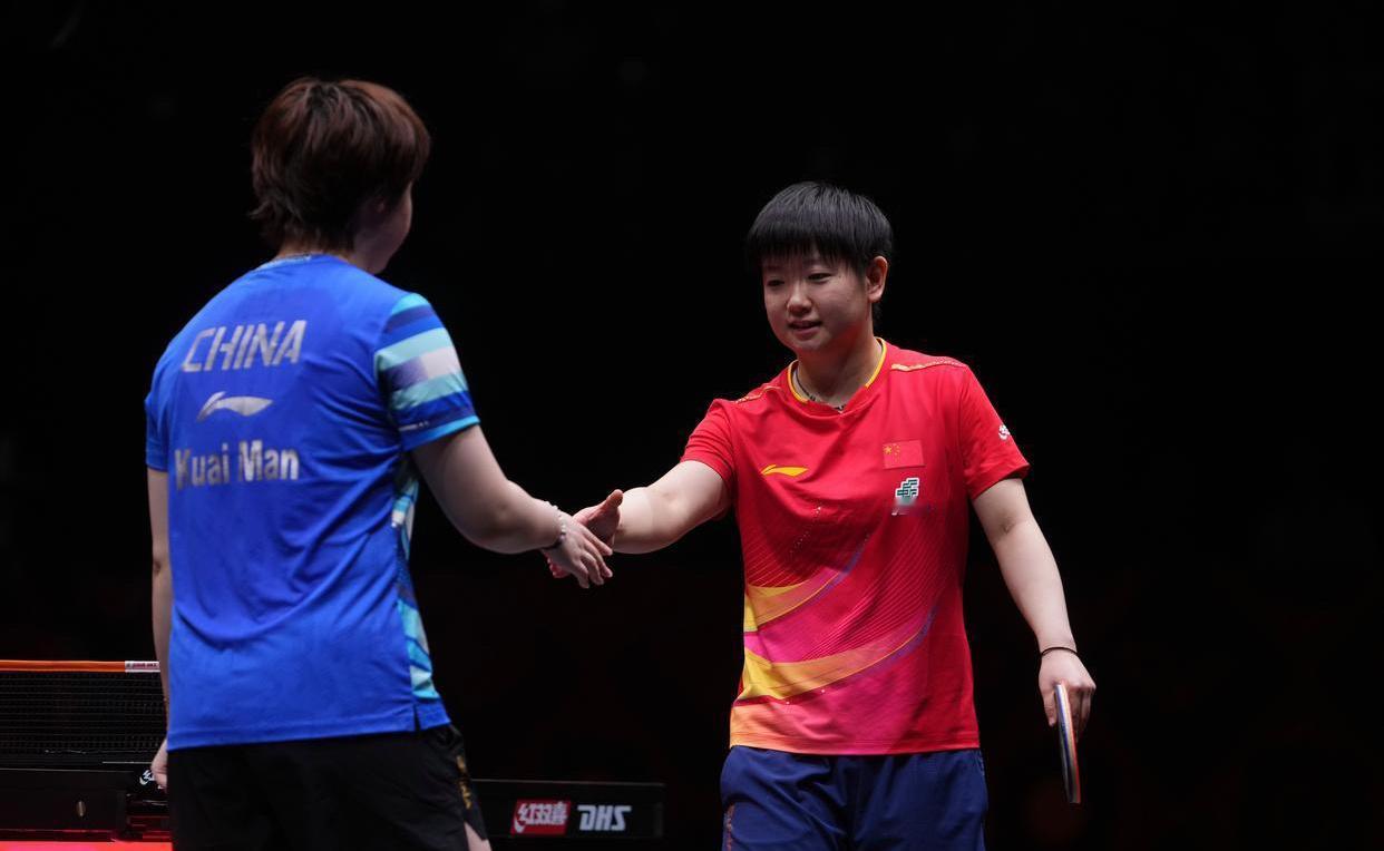 盘点2025孙颖莎王曼昱巅峰对决2025孙颖莎王曼昱巅峰对决盘点，年度六度顶峰相