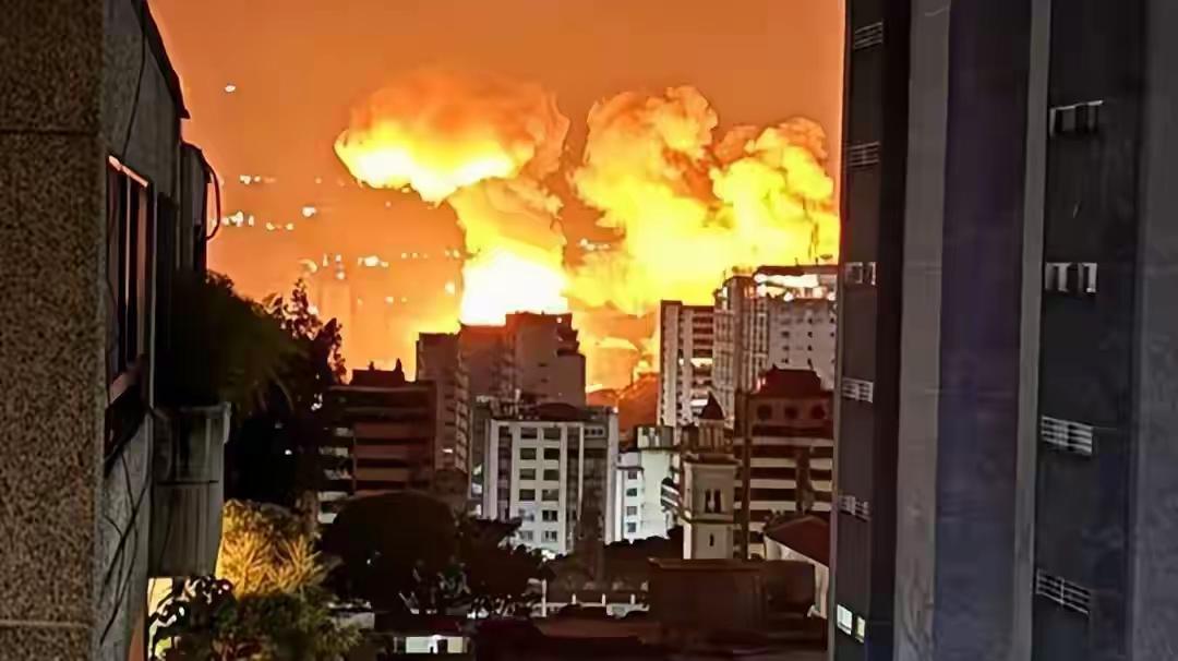 委内瑞拉不要学伊朗，立即对美国本土发起进攻，才能赢得胜利！​特朗普本质是虚张声