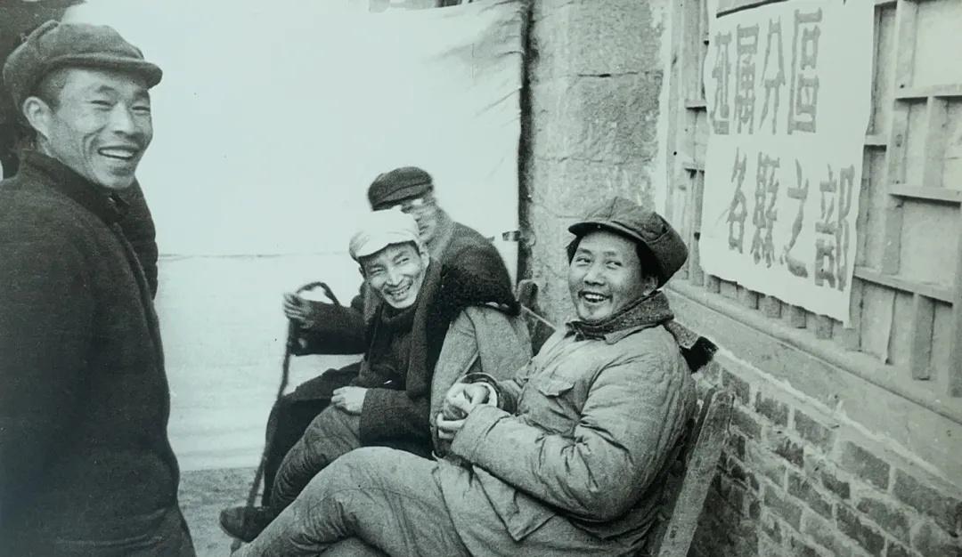 别拿《决议》当棍子打毛主席了，这招真不好使！最近看到有些人老拿1981年那个