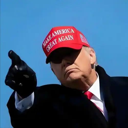 特朗普曾公开发话，直指美国不是中国富豪繁殖后代的幼儿园，还特别点名有位中国富豪生