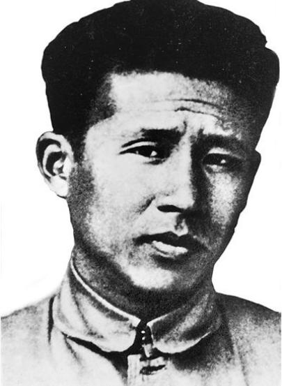 1942年，廖承志被捕入狱，拒绝招供之后，敌人决定将他枪毙，没想到，他一句话竟让