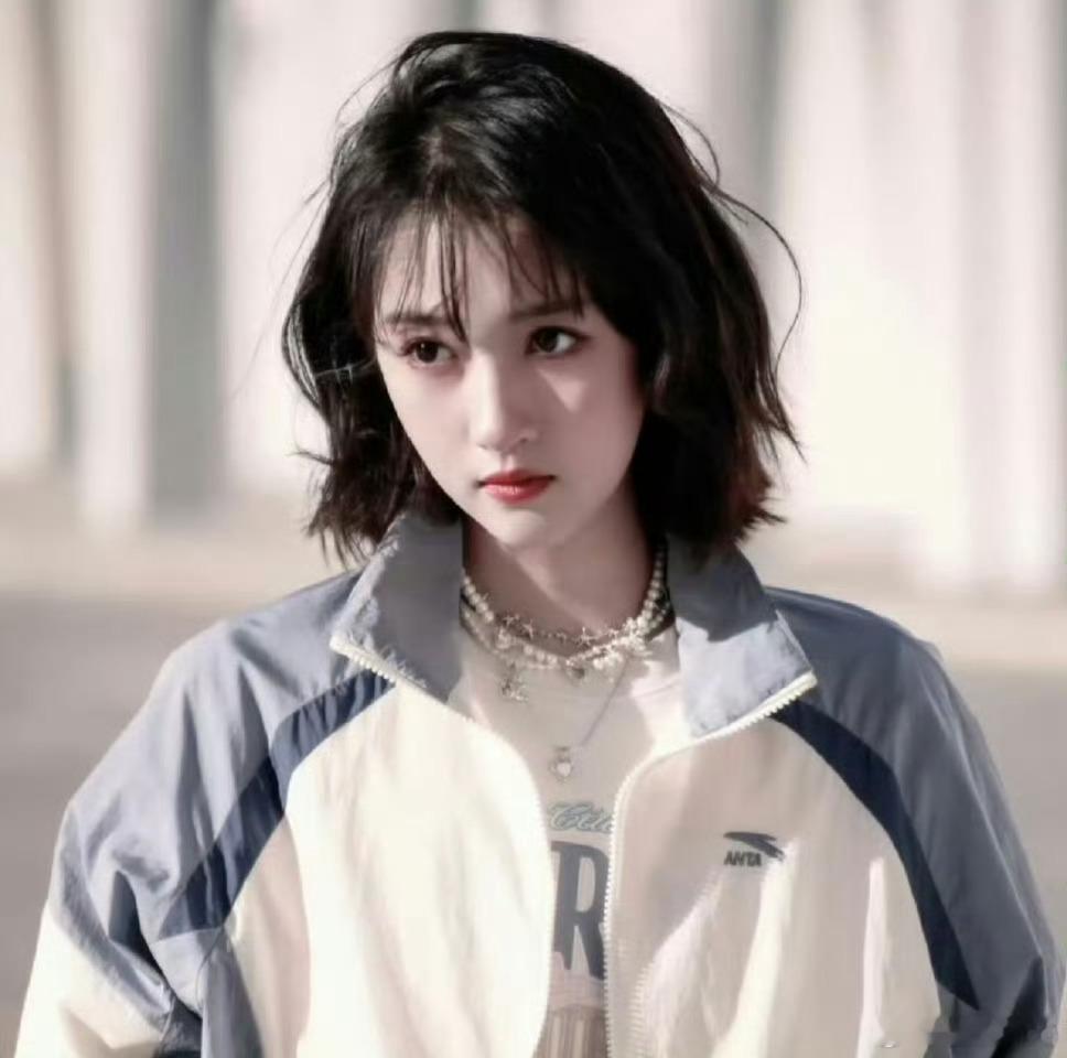 知名娱记刘大锤在直播中多次强调两人已于2024年12月正式分手