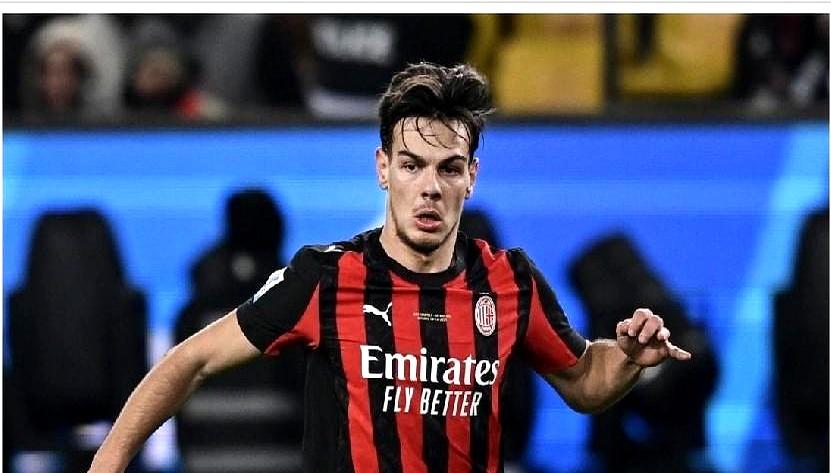 米兰花了3400万欧买来的“玻璃人”，终于要复出了。瑞士中场亚沙里，年初