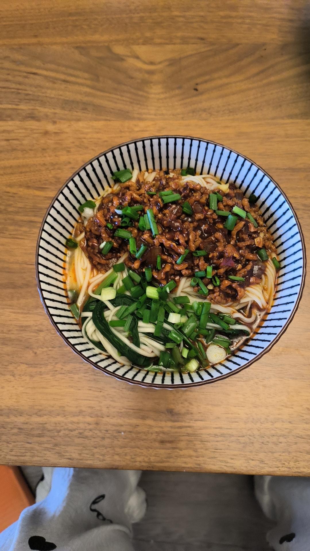 有没有人知道现在成都的流感严不严重周末，我家住校的孩子从学校回来说隔壁班5