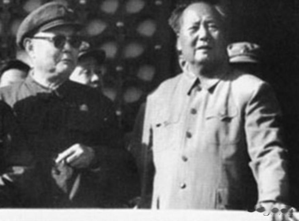 1976年，毛主席为何下令拿掉叶剑英的兵权？事后才知其用心良苦一九七六年二月