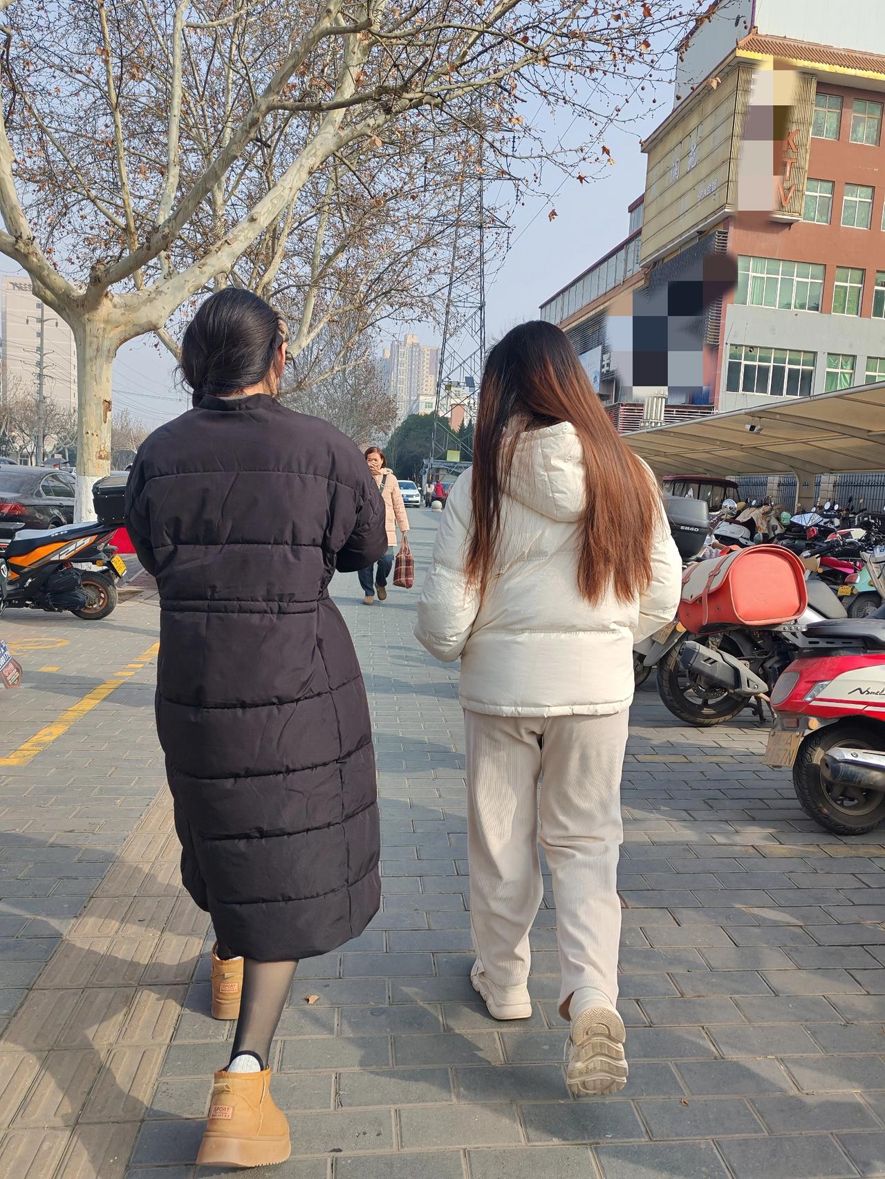 门当户对从来都不只是一个成语这几天小娟妈妈笑成了一朵花，上门给她女儿提亲的优质