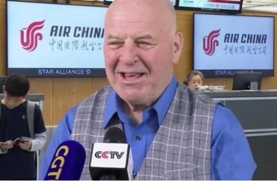 蒙古国网友曾说：如果中国不开放领空便于美蒙两国的稀土运输，我们就请求美国驻军，他