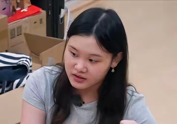 奥运冠军张家齐直播谈职业选择，直言不想进体制！不是安稳不好，五岁开始跳水，十几年