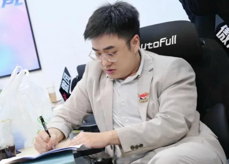 换队再夺冠！战胜老东家BLG，教练BigWei达成联赛四连冠！2026LPL总