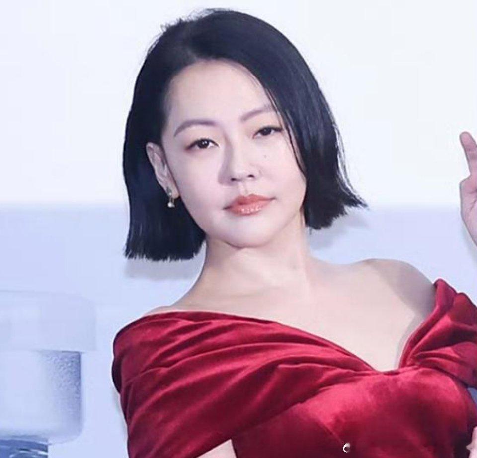 据台媒小姐不熙娣制作人回应小S复工进度，说要不要工作、休息多久都是取决于个人，“
