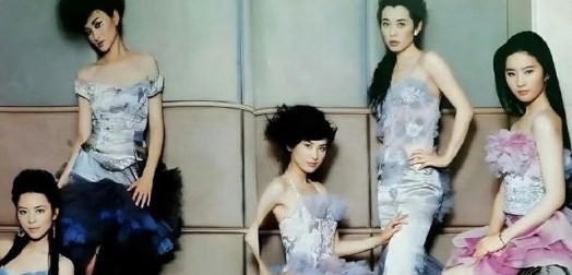 刘亦菲虽然不在C位，但还是一眼就看到了她