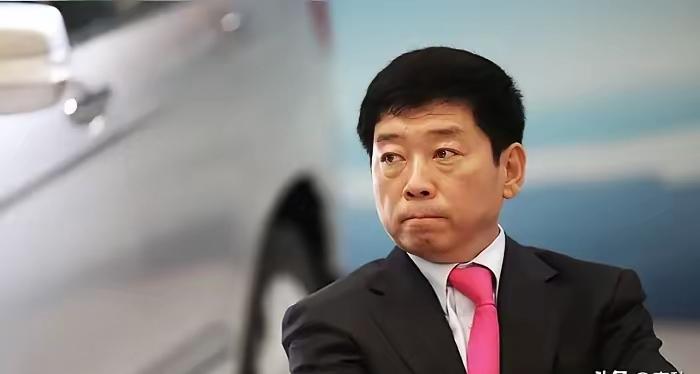 魏建军这几年在公开场合，反复念叨一个事：车是能开十年二十年的耐用品，长城不搞一年