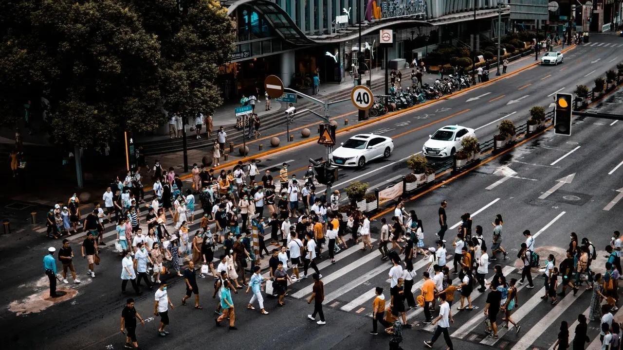 中央定调，一个新时代正式开启！普通人的机会在哪？谁说年轻人没有机会了？恰恰相反