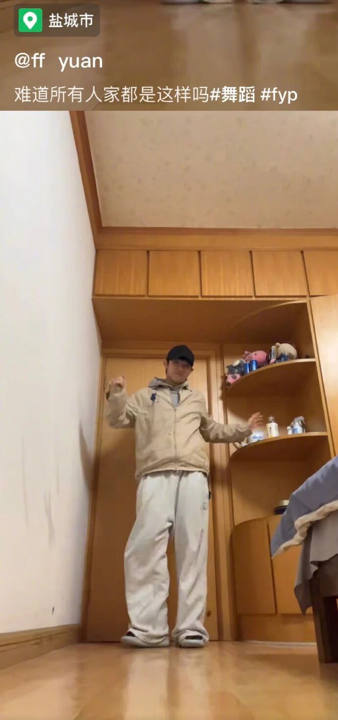 我们仍未可知，装修师傅在那几年到过大江南北多少地方！不知道的还以为是共享卧室，可