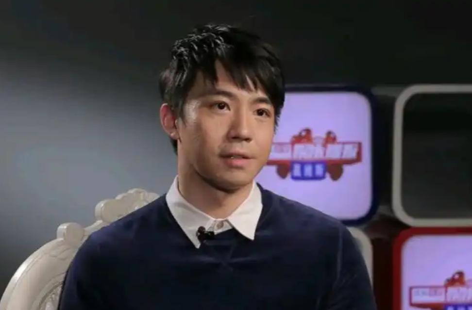 俞灏明当年被大火烧伤后，圈内女友马上把他抛弃。粉丝、圈内好友都知道这件事，也知道