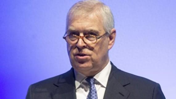 英国安德鲁王子被剥夺头衔及王室住所