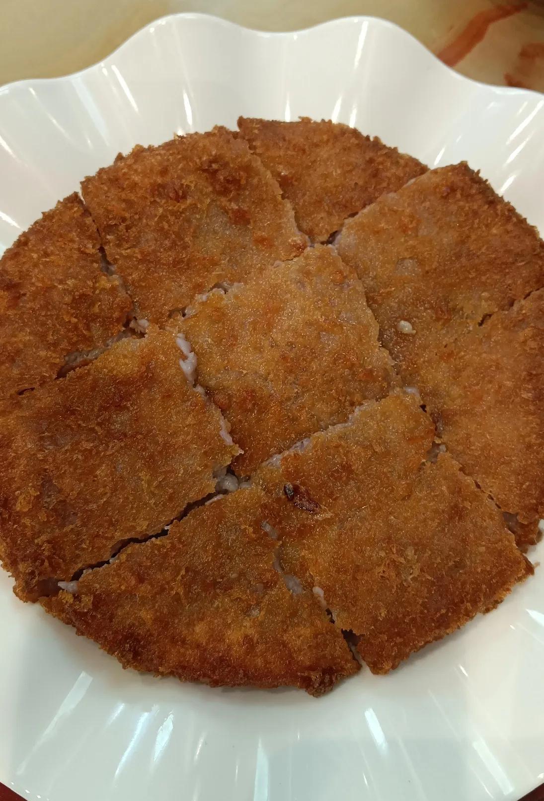 下午在酒店睡到6点才出门，我们是3点左右回来的，刚进房间的门，外面就下起了瓢泼大