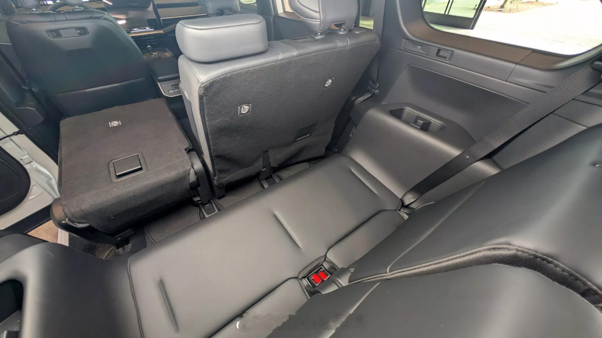 纯电汉兰达我们任何一台9系都比这个塑料汉兰达内饰强多了