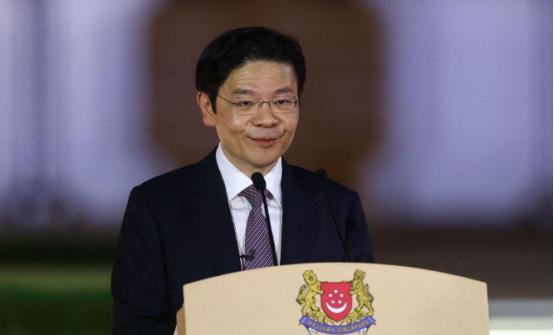 新加坡对中国最疯狂的豪赌，开始了！ 2025年12月18日，海南自由贸易港正