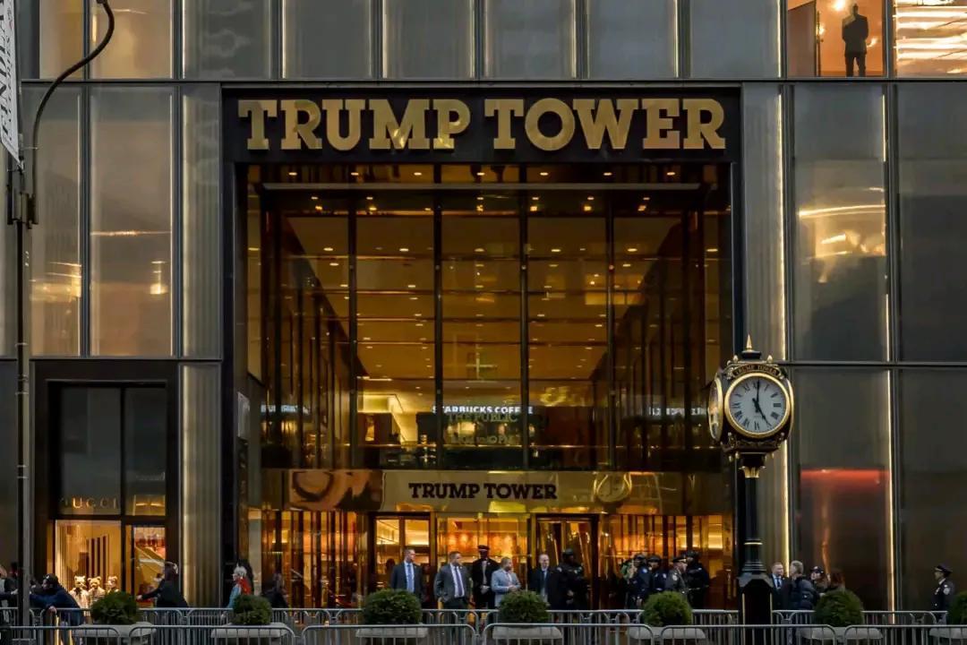 《纽约时报》消息，当地时间9日，美国总统特朗普的女婿贾里德.库什纳，身边的工作人