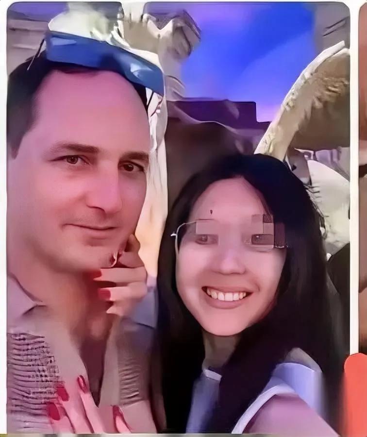 留学女生被相亲市场嫌弃？别急着信！最近刷到个离谱说法，说留学女生在相亲市场