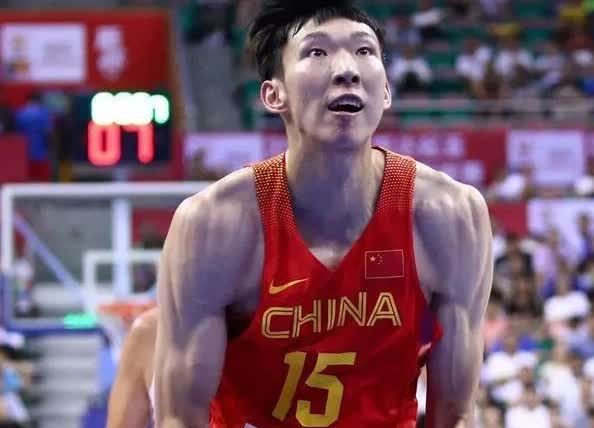 2027男篮阵容曝光，平均2米03！四个NBA级球员+三塔+归化，亚洲横