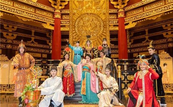 最近看不少来洛阳的朋友，评天堂、明堂和应天门：纯仿古建筑，参观体验弱。这应该是