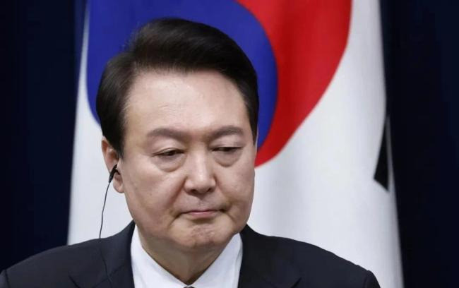 前总统庭审不露笑，政治清算魔咒难破大选刚过，前总统尹锡悦