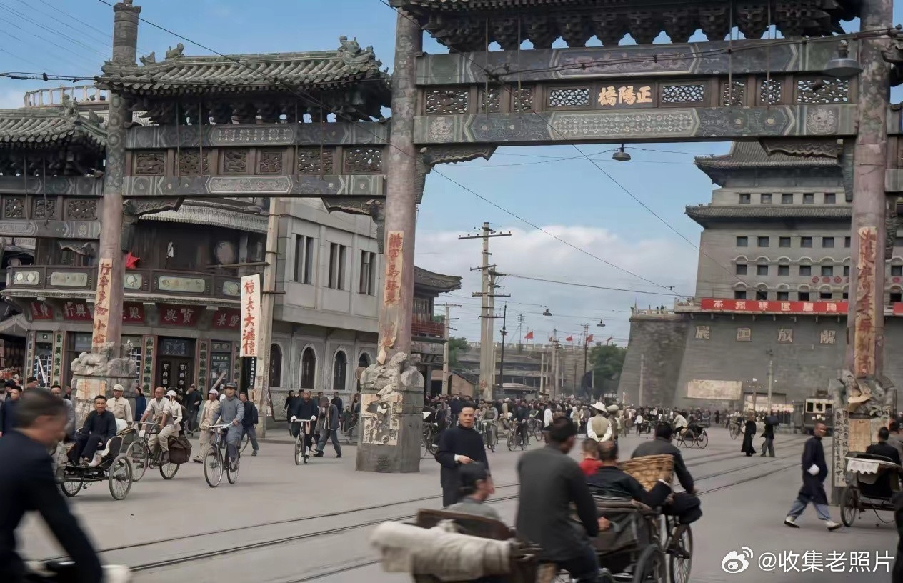 1949年，苏联人记录的开国大典。真实的历史老照片，并非剧照。