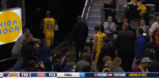 肚量太小了，湖人110-113不敌活塞，赛后詹姆斯和东契奇这个肚量太小了，詹姆斯