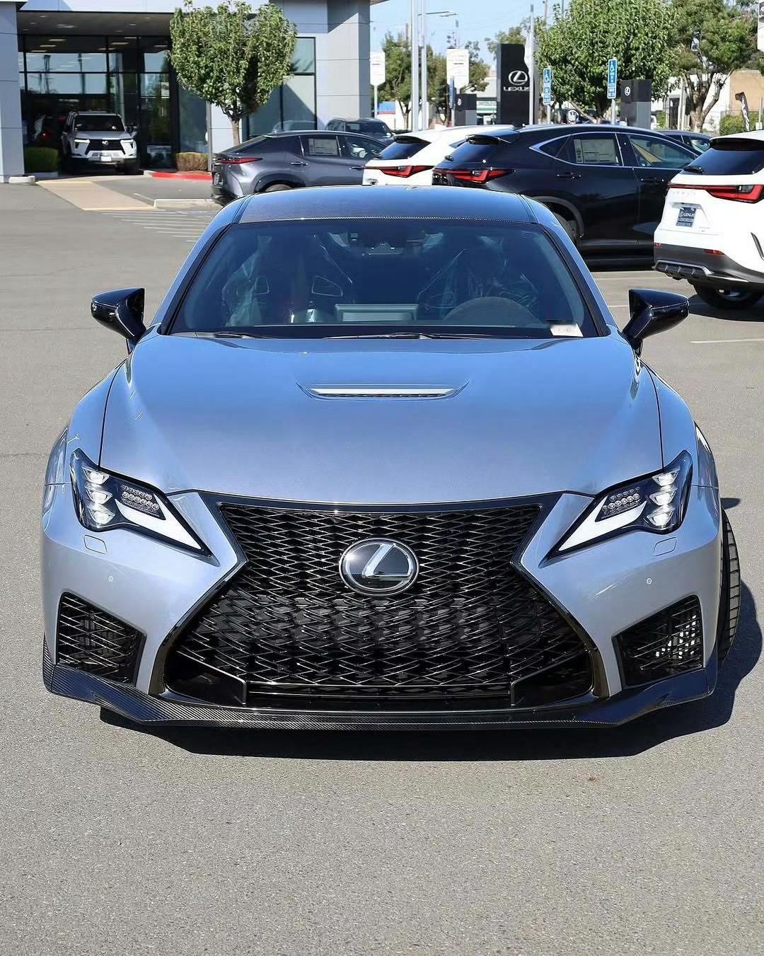 雷克萨斯RC-F[墨镜][墨镜]​​​