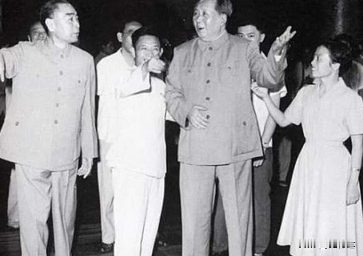 1973年，一位广西女子自称是毛主席的女儿，工作人员认为对方是骗子，毛主席却连忙