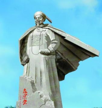 #为什么左宗棠比曾国藩的评价高#在清末统治者的心目中，曾国藩地位是比左宗棠要高
