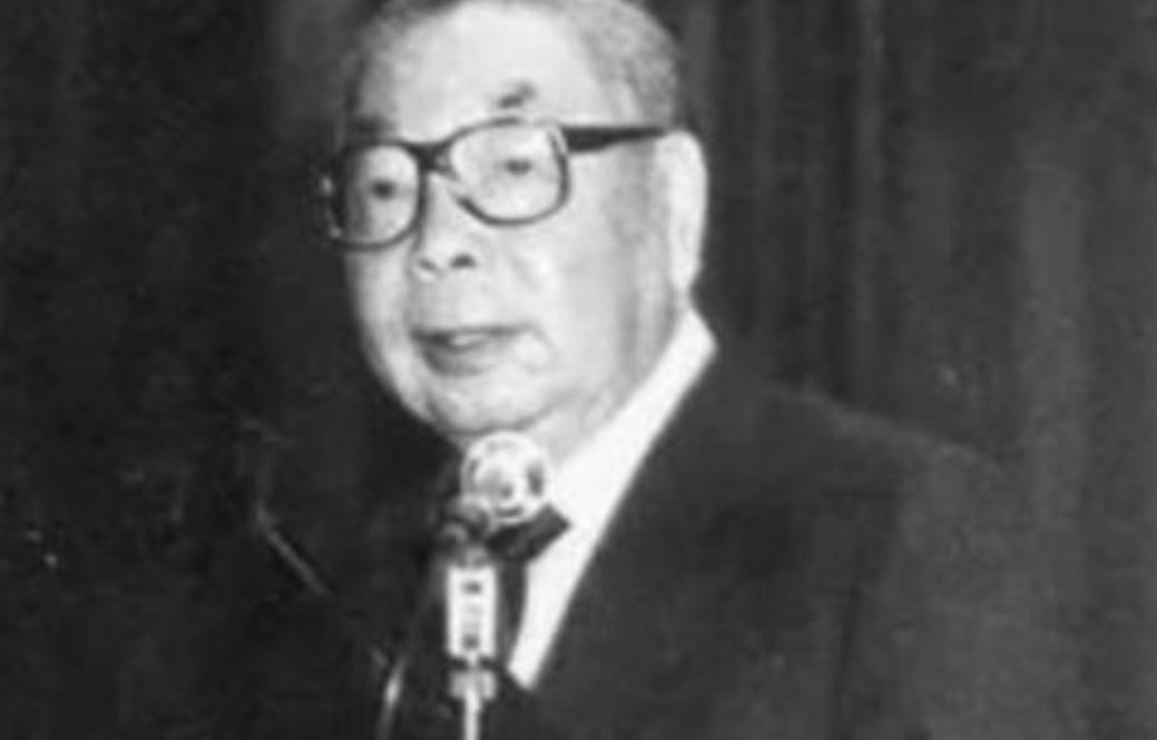 蒋介石一走，宋美龄就想掌权？蒋经国在葬礼上用一句话，却让她连夜飞往美国蒋介石