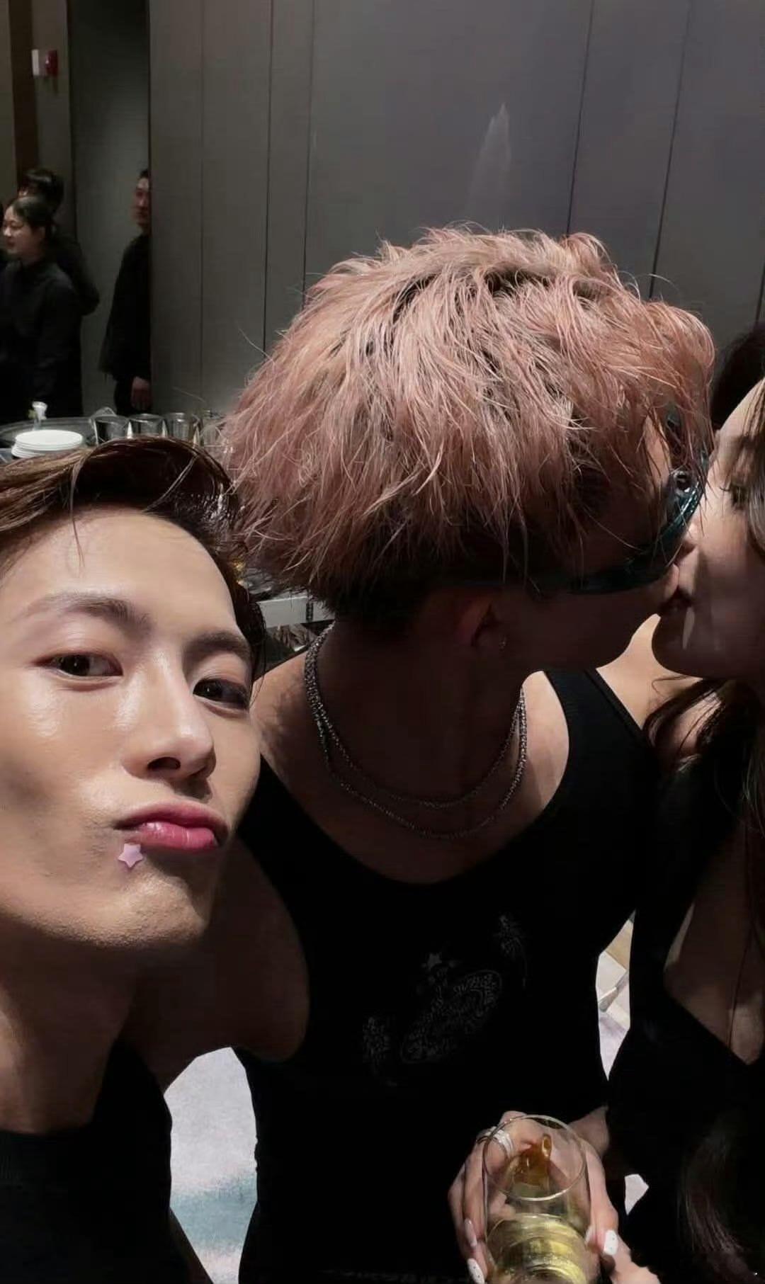 爱情守卫队·队王·王嘉尔王嘉尔​​​