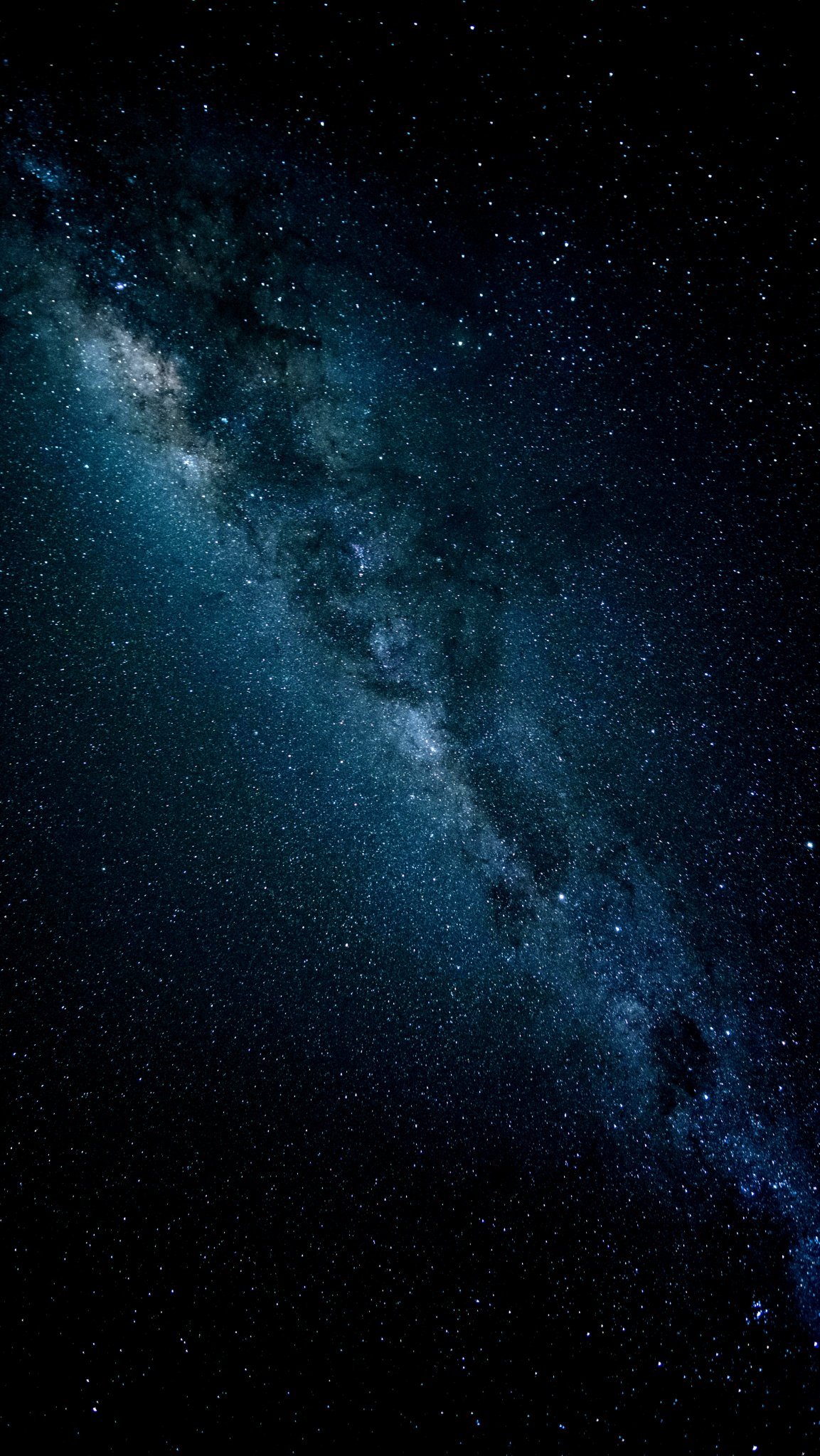 你看到的每一颗星星都是一颗遥远的太阳，可能正在照亮另一个世界。