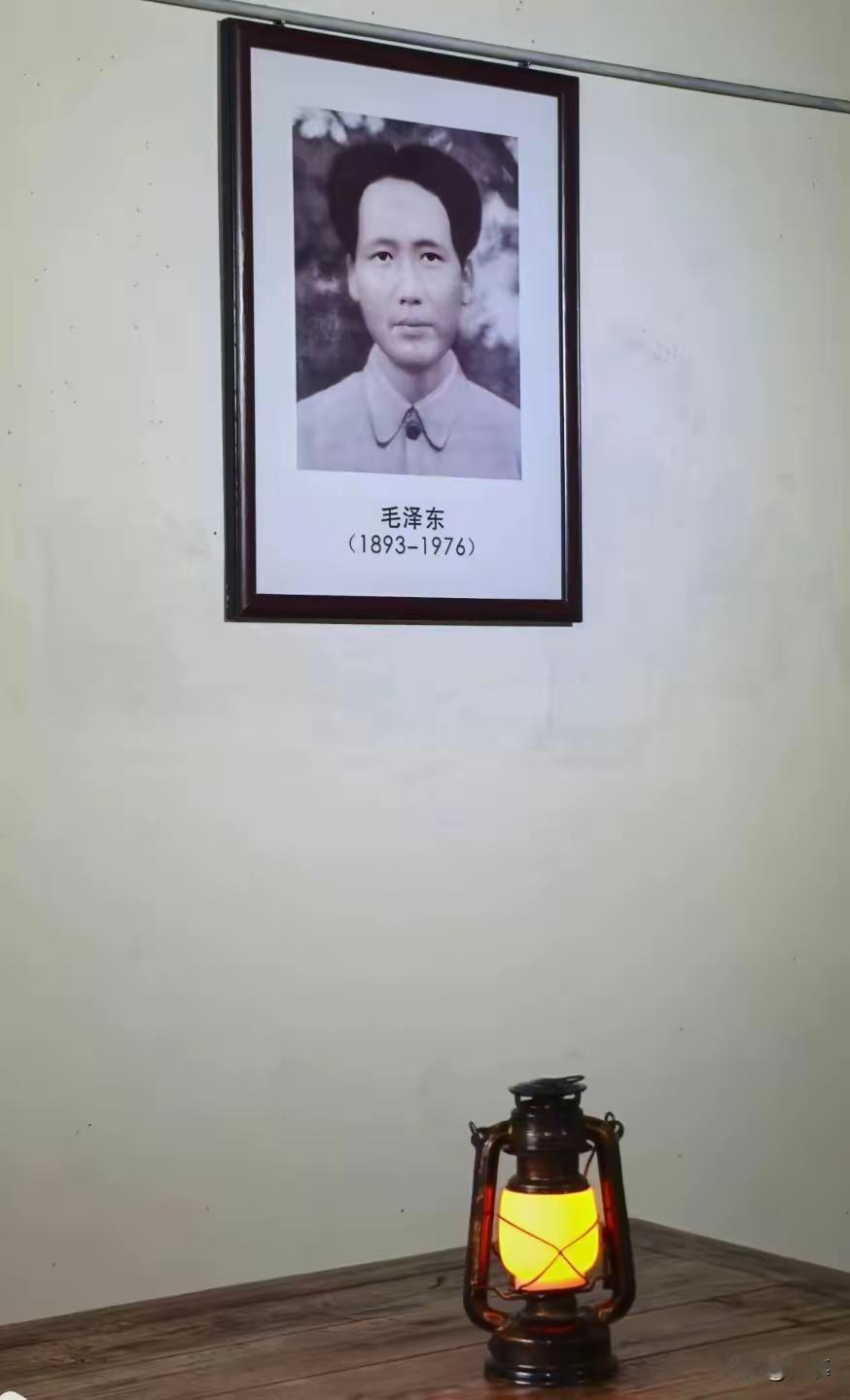 人生最后十年，他以身燃灯，只为不让屠龙者变成恶龙世间最可敬的坚守，莫过于手