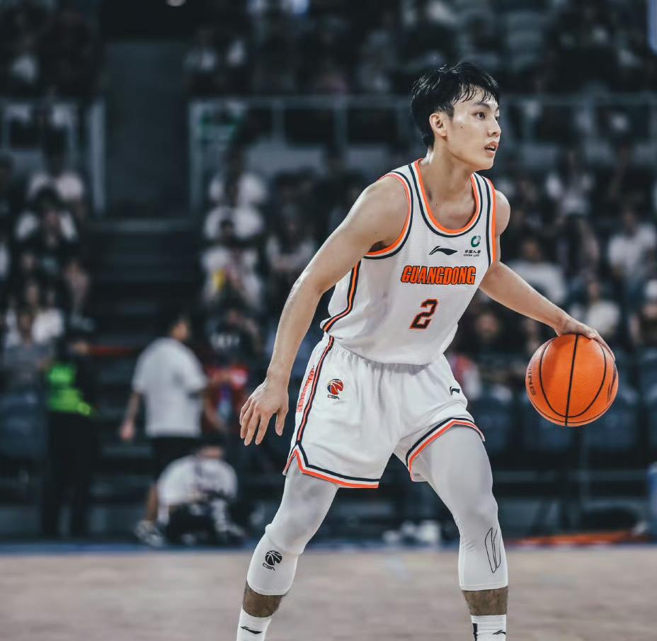 有一说一，今日王岚钦和徐杰根本不在一个级别！！王岚钦：今日辽粤大战上场32