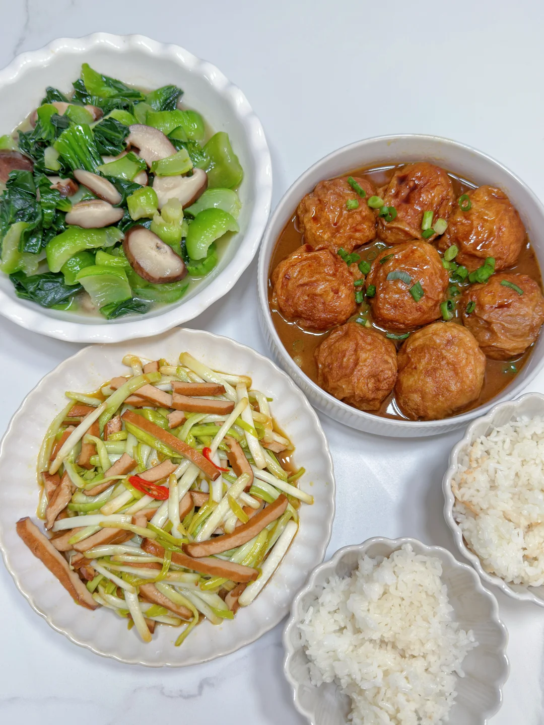 ✅晚餐分享｜油面筋塞肉➕蒜黄炒豆干➕香菇青菜