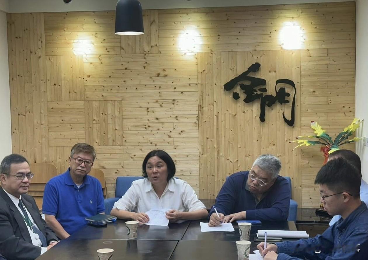 金门陈玉珍也不装了,大陆十五五规划岛内有人担忧金门会被纳入其中,民进党还没有跳脚