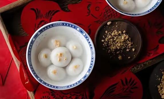 “悲剧还是发生了！”近日，浙江，一70岁老人患有糖尿病，在春节期间，怕汤圆过期浪