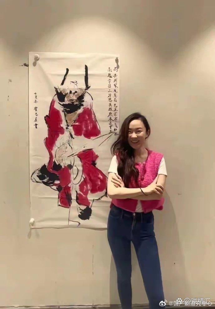 霍思燕的绘画水平，可以跟王诗龄一较高下了。