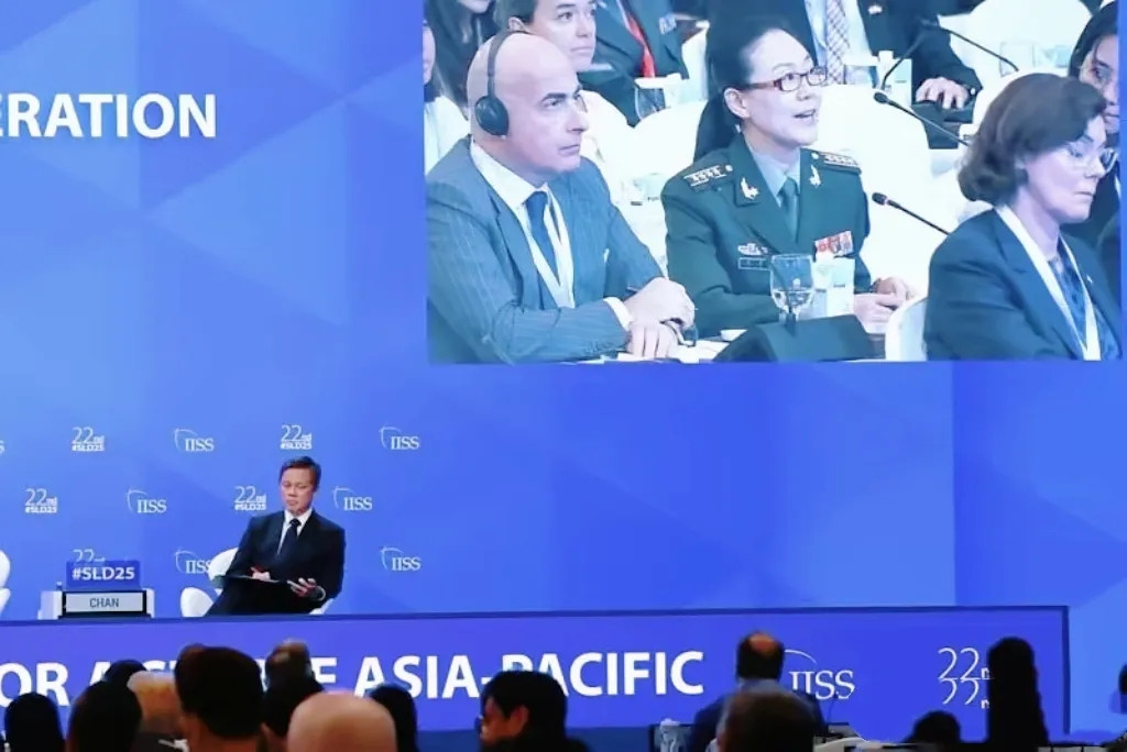 在香会被“围攻”后，中方代表现场提问表达立场，新加坡防长回应“如果中国觉得世