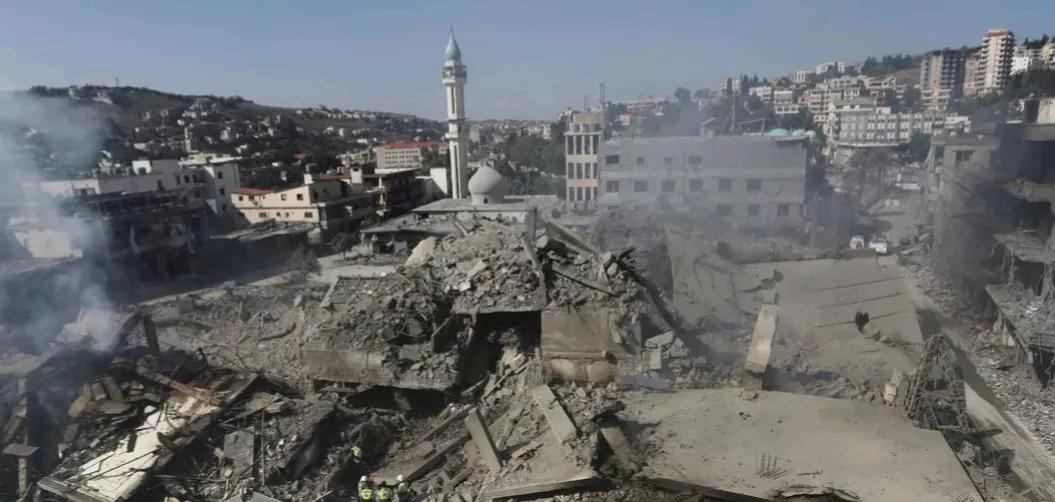 黎巴嫩广场电视台报道，当地时间10日，一名消息人士证实，在以色列向黎首都贝鲁特发