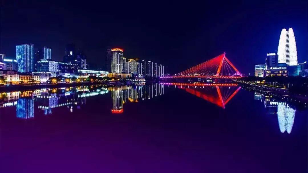 2016年10月，舟山房价均价10769元；2017年10月，舟山房价均价12