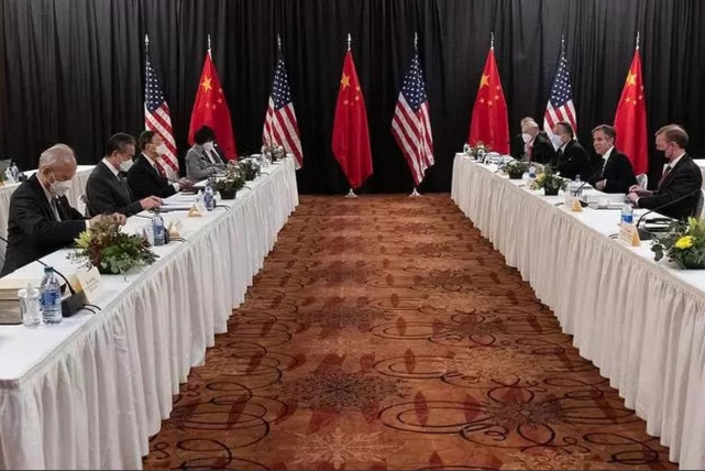 美国为什么不敢跟中国断交呢？因为一旦断交，中国军事演习一次，美国五角大楼就得陪着